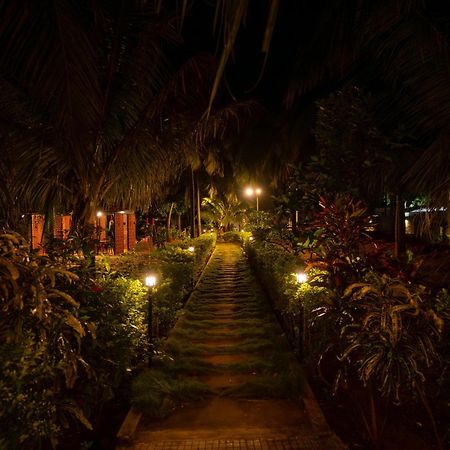 Claynest Resorts Kuttalam  Luaran gambar