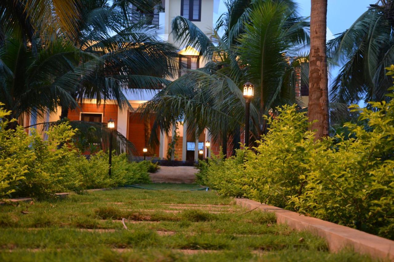 Claynest Resorts Kuttalam  Luaran gambar