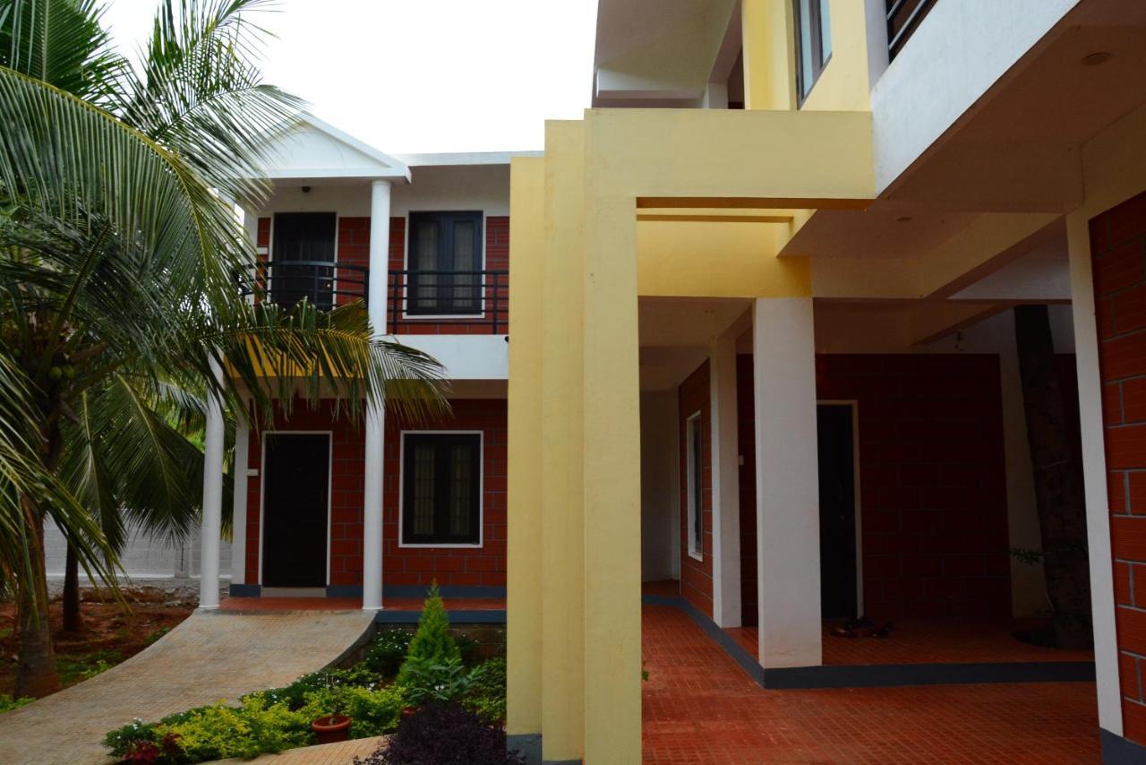 Claynest Resorts Kuttalam  Luaran gambar